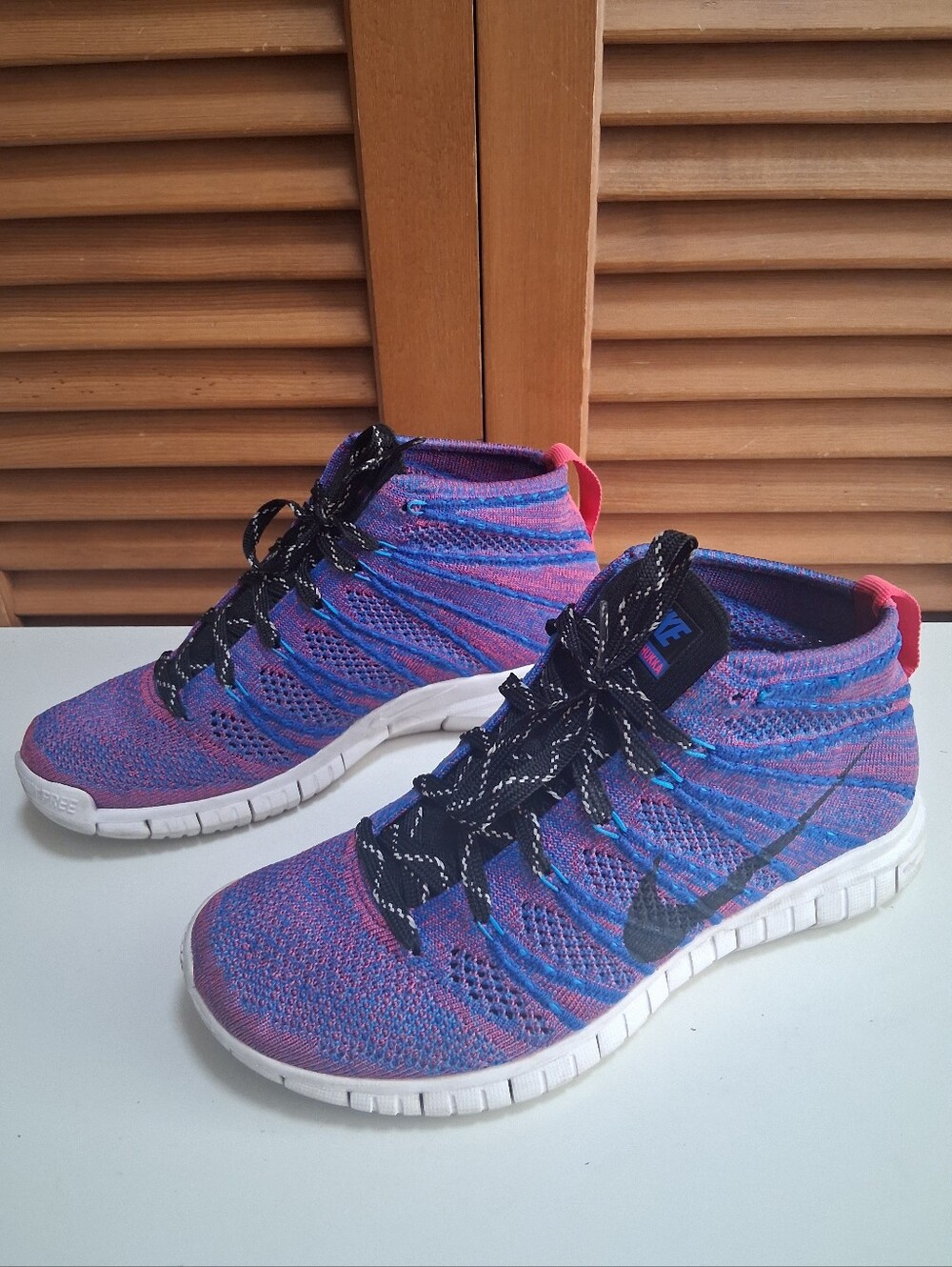 Nike Free Flyknit Chukka Women's Sneaker * Size: 7.5
